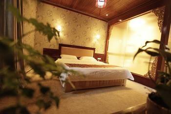 Bo Ai Inn- Lijiang Лицзян Экстерьер фото